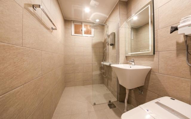 Gwangju Divine Hotel Gwangju Metropolitan City Bilik gambar